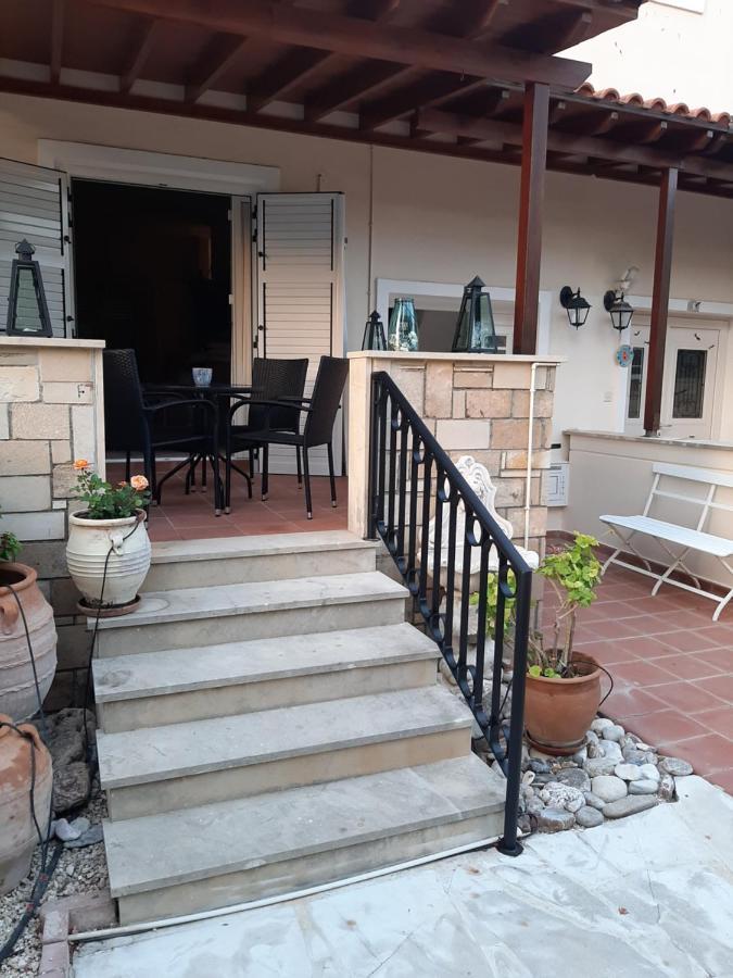 Limnaria Deluxe Maisonette Paphos Exteriér fotografie